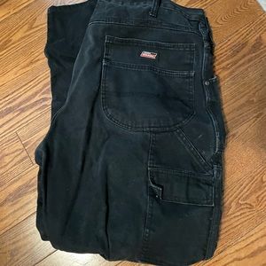 Black Cargo Dickie’s